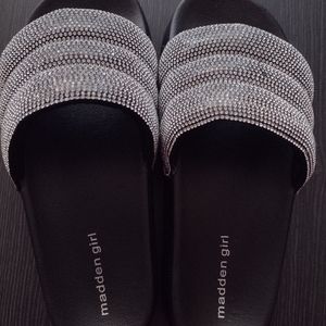 Madden Girl Effie Platform Slides Size 9